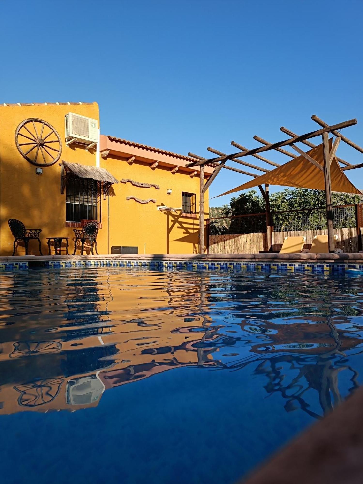 Cortijo Petra Bed & Breakfast Villanueva del Rosario ภายนอก รูปภาพ
