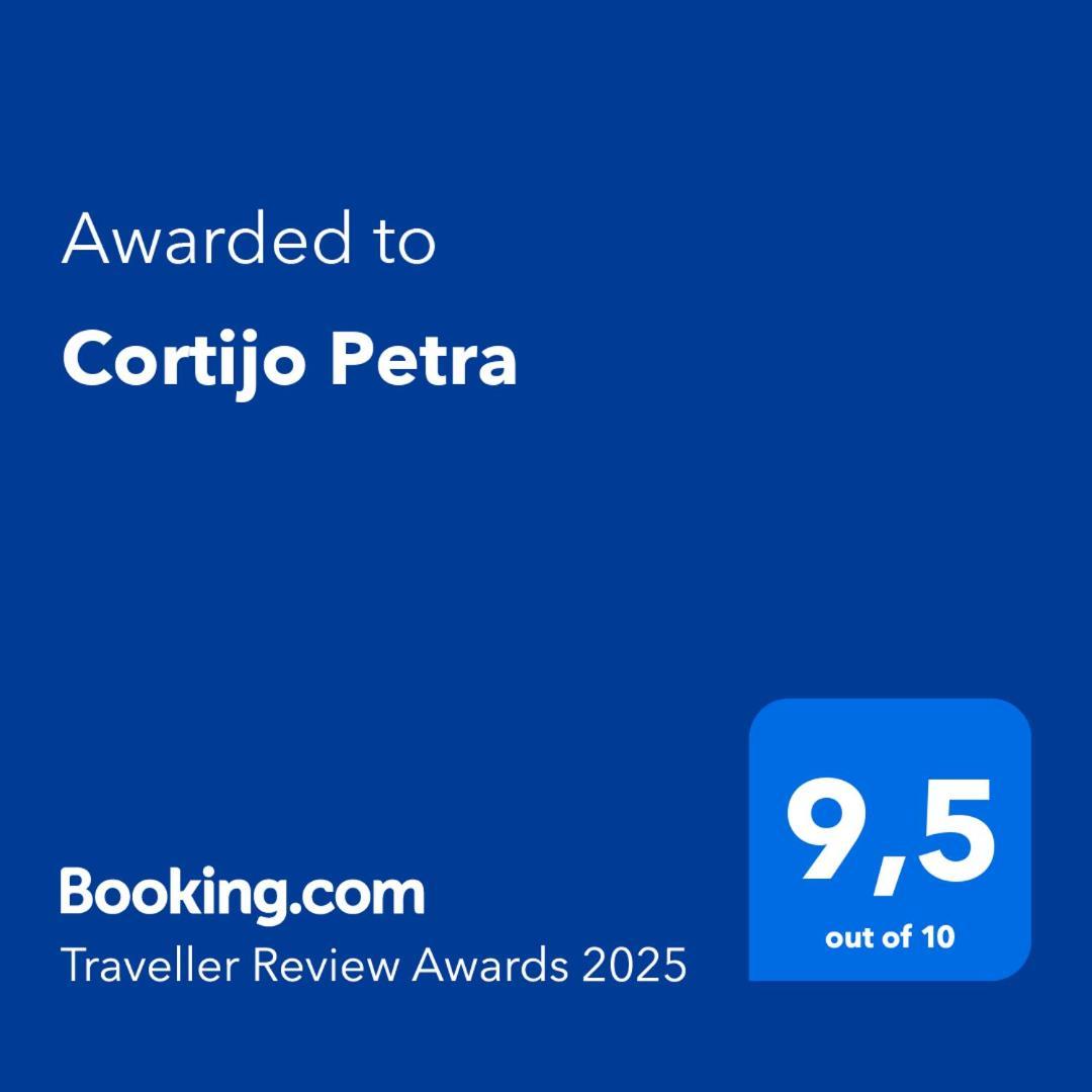 Cortijo Petra Bed & Breakfast Villanueva del Rosario ภายนอก รูปภาพ